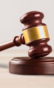 A teoria do medalhão togado