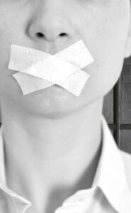 Aos 15 anos, a dor do confisco e da humilhação pelo censor magno