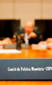 Juros altos e dívida pública: o custo invisível de R$ 1 trilhão para o brasileiro