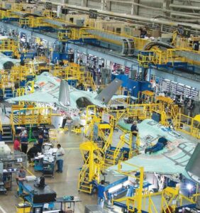 O fortalecimento da base industrial de defesa