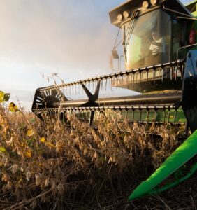Farsul vê tentativa dos EUA de impor regras americanas ao comércio global e alerta para impacto no agro brasileiro